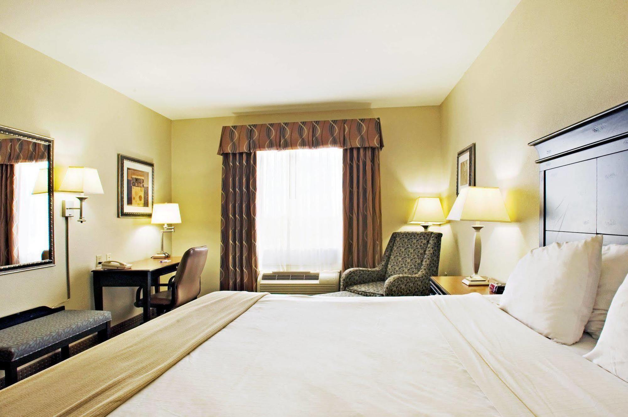Holiday Inn Express Vernon College Area Highway 287 By Ihg Exterior foto